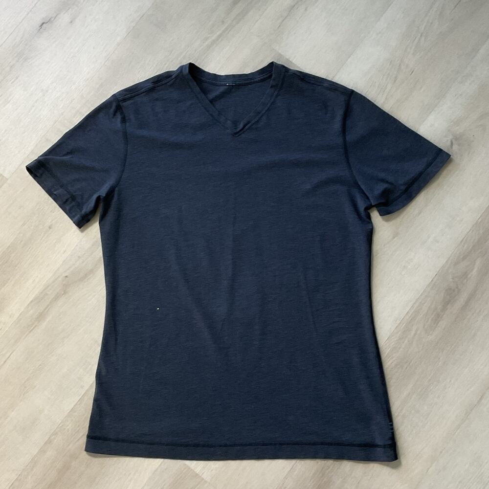 Lululemon Athletic Womens Dark Blue Short Sleeve V neck T Shirt Large